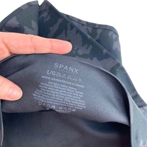 Spanx Camo Leggings Dark Grey - Picture 4 of 5